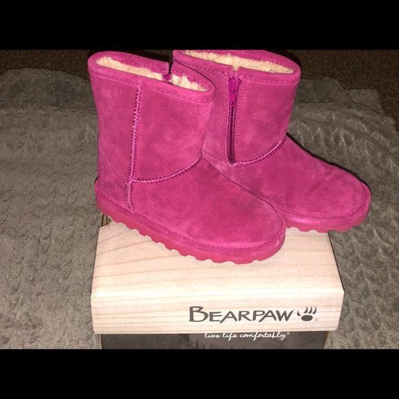 Pink toddler BearPaw boots - Picture 2 of 5